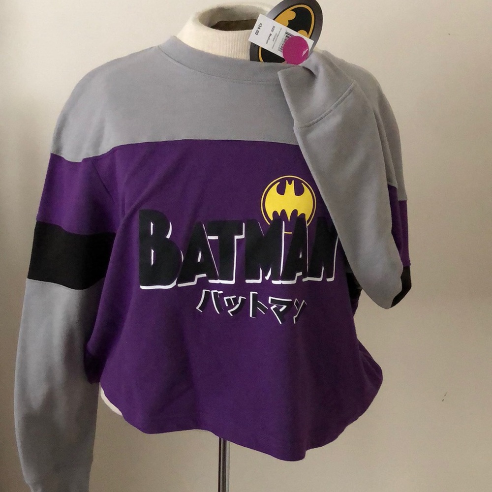NWT DC COMICS Batman Kanji cropped sweatshirt Japanese Jrs Medium CROP TOP